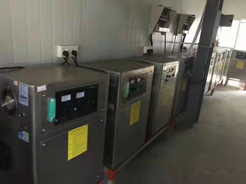 兩用型臭氧發(fā)生器，制氧機廣泛應(yīng)用于水產(chǎn)養(yǎng)殖行業(yè)